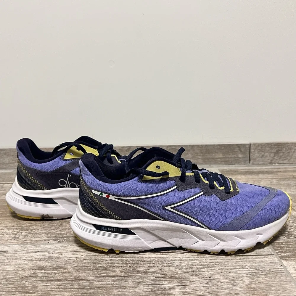 Diadora women mythos